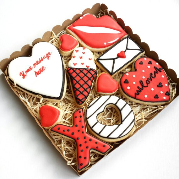 A Valentine’s Personalised Cookie Biscuit Gift Box